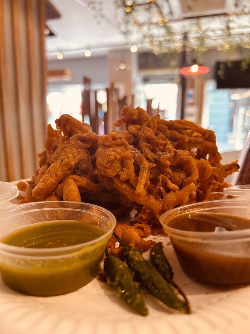Bombay chaat house · Photos 7